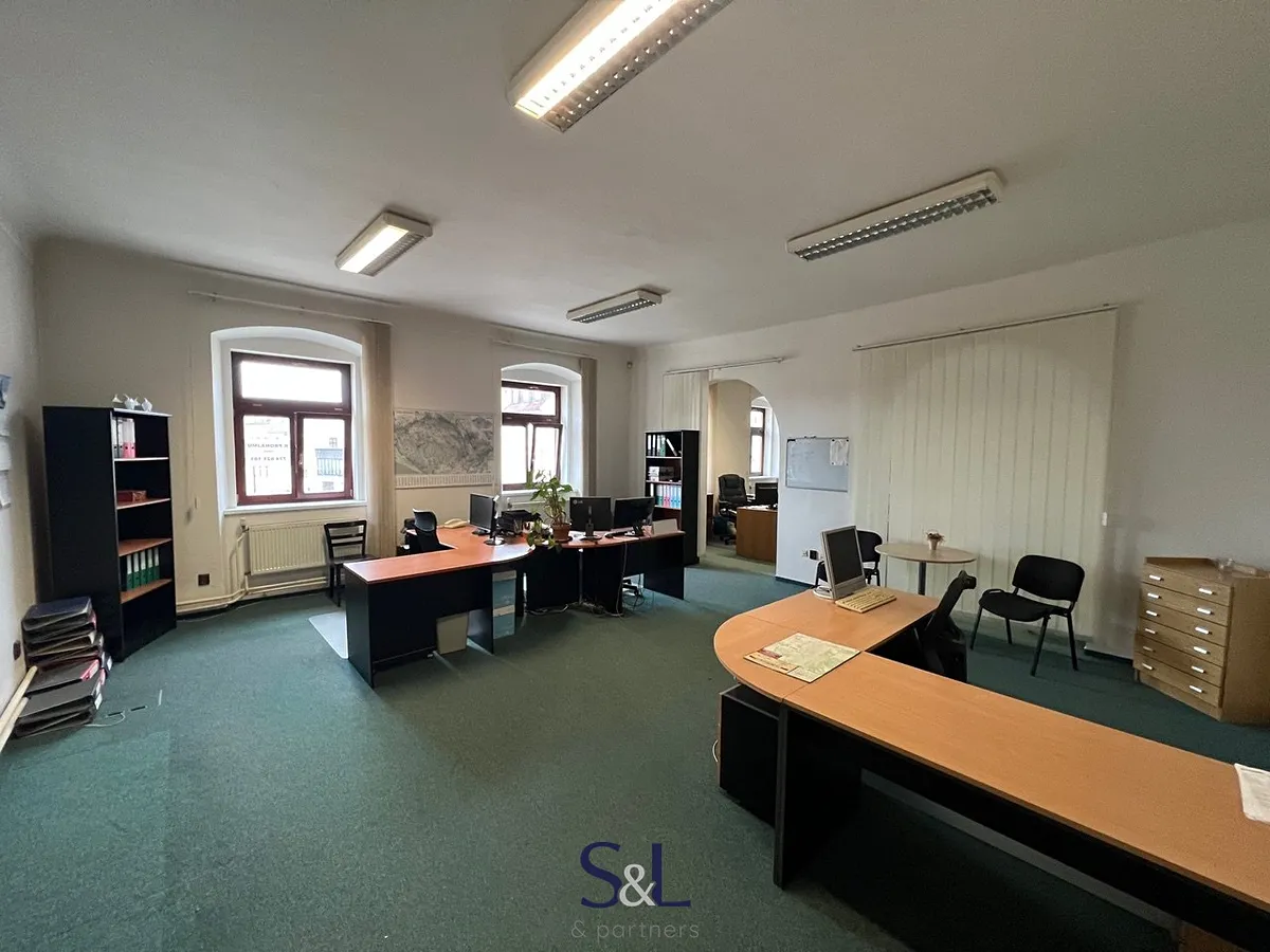 Pronájem kanceláře 132 m²